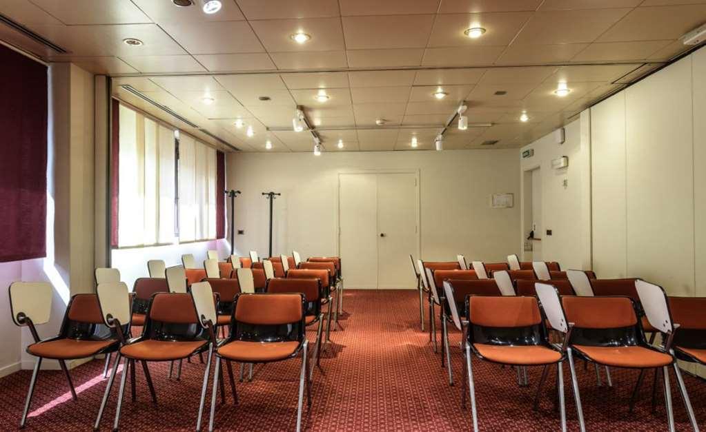 Moevenpick Hotel Bari